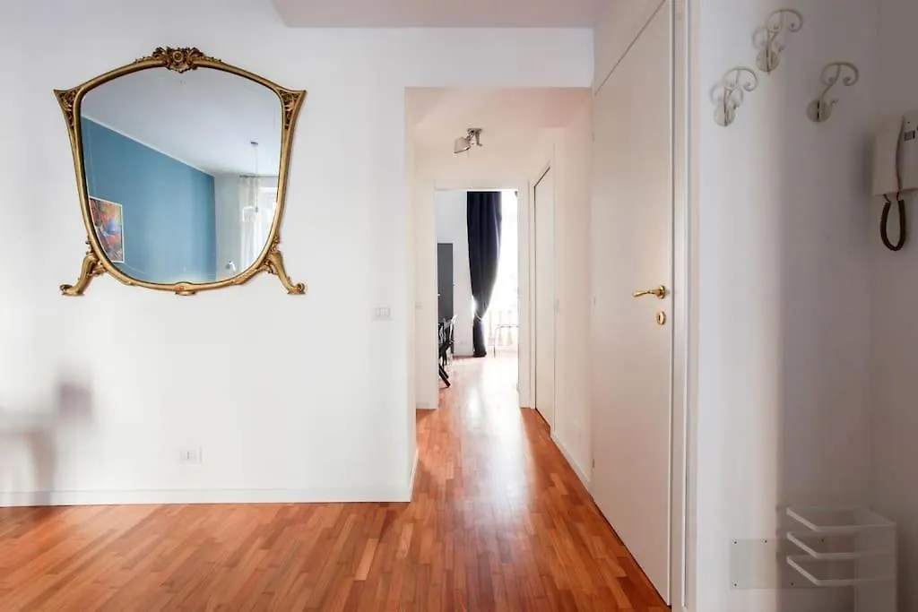 Hacca Collection - Chic 2Br In Cool Porta Venezia District Apartment Milan Italy