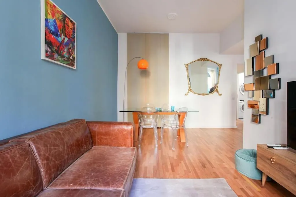Hacca Collection - Chic 2Br In Cool Porta Venezia District Apartment Milan 0*,  Italy