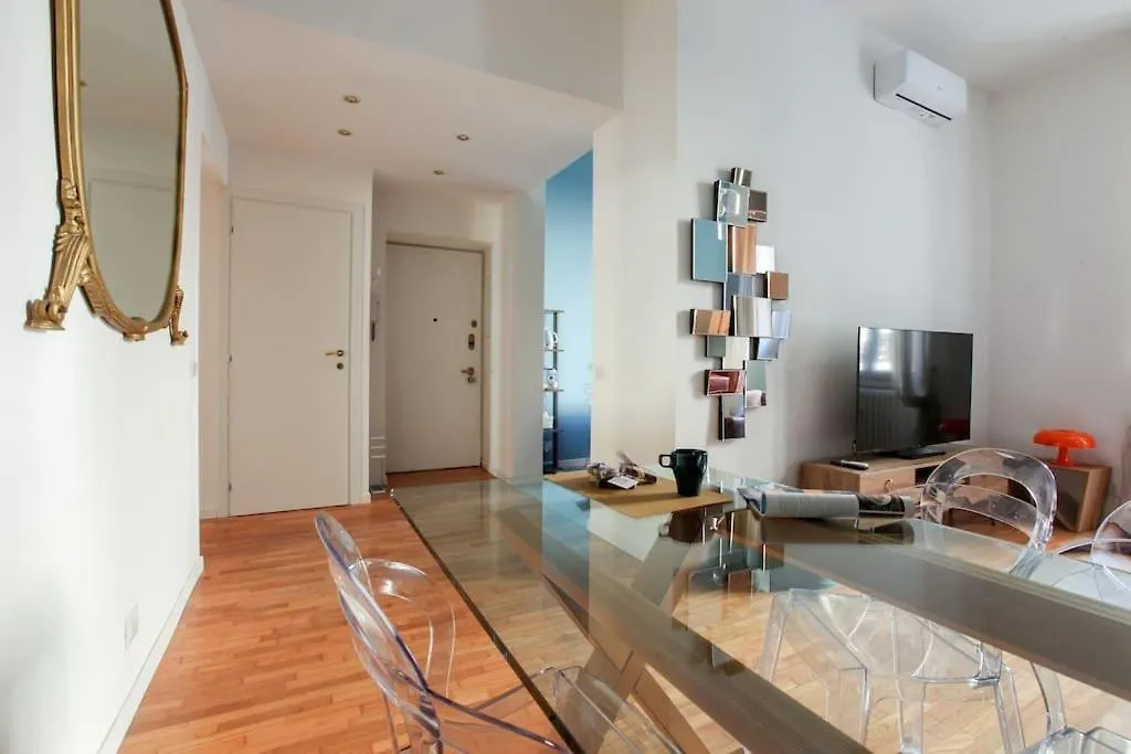 Hacca Collection - Chic 2Br In Cool Porta Venezia District Apartment Milan